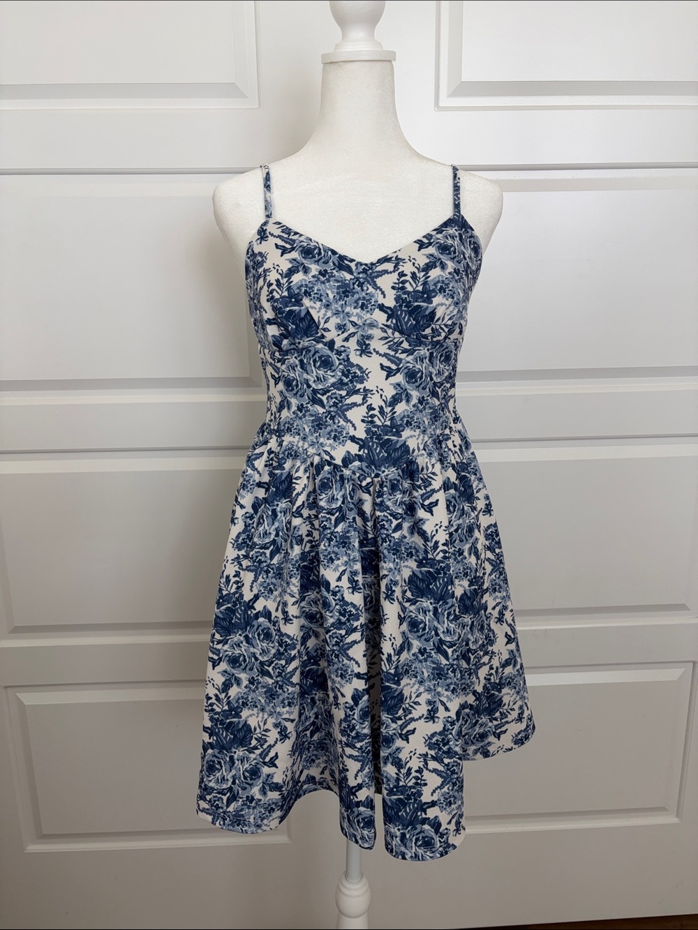 SHEIN Blue and White Floral Mini Sundress